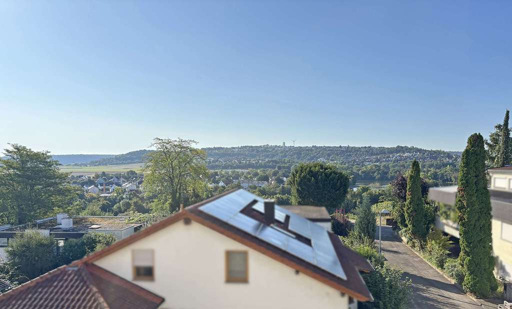 Immobilie in Walheim - BEZUGSFERTIGE 4,5-ZIMMER-WOHNUNG IN RUHIGER AUSSICHTSLAGE – IDEAL FÜR EIGENNUTZER & KAPITALANLEGER - Bild 2