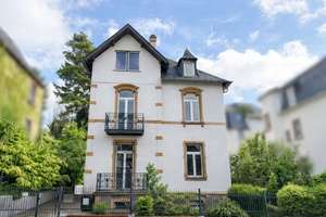 Stilvolle Villa in ruhiger Lage am Niddapark – Die vollständige Adresse der Immobilie erhältst du vom Anbieter., 60431 Eschersheim, Frankfurt am Main – Vorschaubild 1