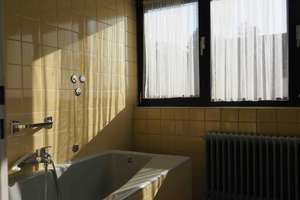 Direkt vom Eigentümer: Gepflegte Doppelhaushälfte mit großem Garten in Bestlage von Germering – Nimrodstraße 58, 82110 Germering – Vorschaubild 9