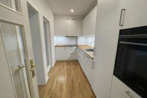 zentrumsnah gelegene 2 Zimmerwohnung mit Balkon und Einbauküche