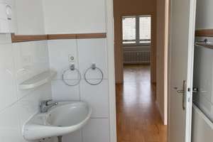 Schöne  3 Zimmerwohnung mit 2 Balkone in Düsseldorf Grafenberg – Brandenburgstraße 20, 40629 Grafenberg, Düsseldorf – Vorschaubild 16