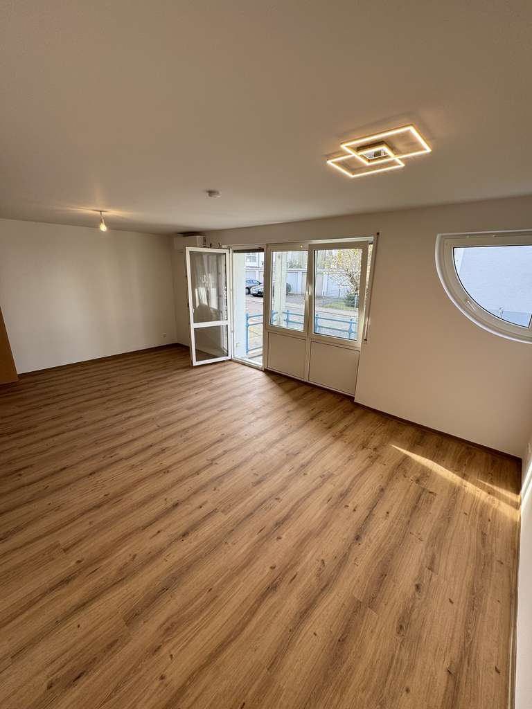 *** Erstbezug nach Renovierung - modernes Wohnen in Landau ***