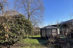 Bezauberndes
Einfamilienhaus mit
Altbaucharme und großem
Grundstück samt Terrasse – Die vollständige Adresse der Immobilie erhältst du vom Anbieter., 25727 Krumstedt – Vorschaubild 14