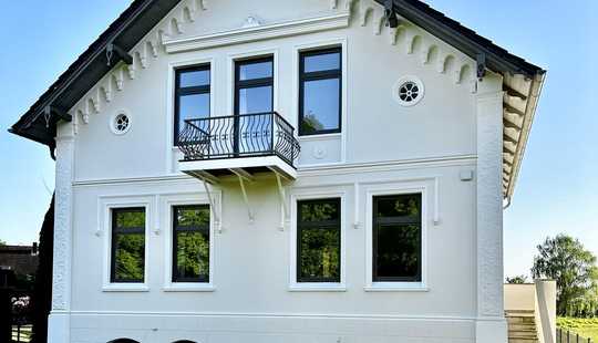 Bild von Renovierte Villa in Hamburg-Cranz mit großem Garten