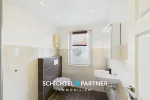 Hastedt | Mehrparteienhaus mit zwei Wohneinheiten und  großer Lagerhalle – Bremen – Vorschaubild 18