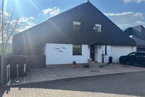 Offener Wohntraum in unverbauter Lage – Die vollständige Adresse der Immobilie erhältst du vom Anbieter., 61231 Bad Nauheim – Vorschaubild 2
