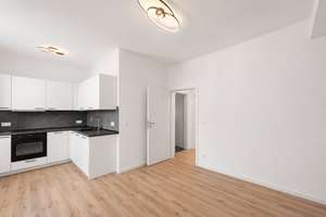 Hochwertig sanierte 3Z-Wohnung mit Küche, Balkon und Stellplatz in Flingern-Nord – Ackerstraße 142, 40223 Flingern Nord, Düsseldorf – Vorschaubild 1