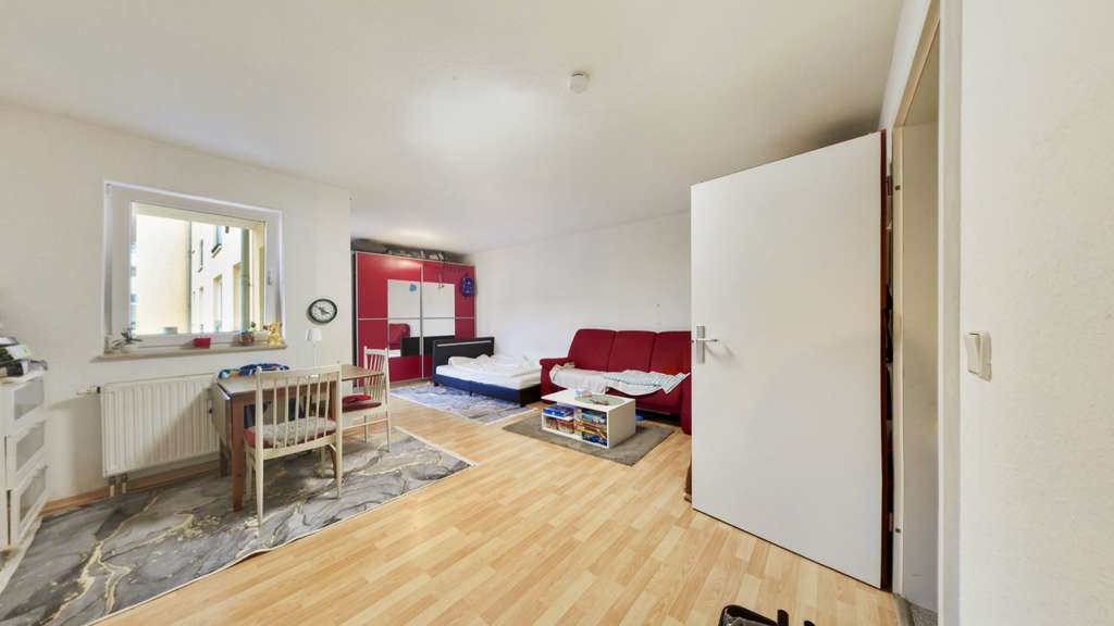 Immobilie in Fürth - Vermietete 1-Zimmer-Whg 4,2 %  im Herzen der Südstadt von Fürth mit TG!! - Bild 2