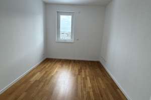 Luxury 3 Room Apartment near Prezlauerberg – Die vollständige Adresse der Immobilie erhältst du vom Anbieter., 13089 Heinersdorf, Berlin – Vorschaubild 4