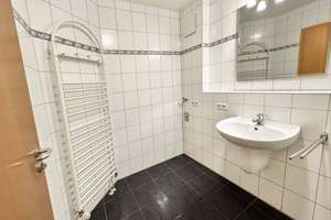 Schöne 2-Zimmer-Wohnung direkt am Waldrand – Die vollständige Adresse der Immobilie erhältst du vom Anbieter., 70186 Gablenberg, Stuttgart – Vorschaubild 11
