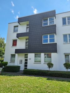 Niveauvolle 3,5-Zi.-EG-Whg., offener Kamin, Terasse, Garten zentral in Meerbusch-Büderich von privat