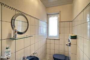 Gepflegtes Wohnhaus mit Einliegerwohnung und Ausbaureserve – Kaiserslautern – Vorschaubild 8