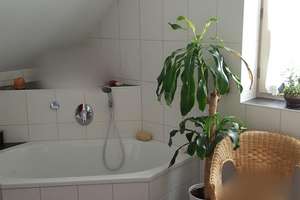 Viel Platz in Egling: 4-Zimmer-Dachgeschosswohnung mit Balkon und großer Dachterrasse – Die vollständige Adresse der Immobilie erhältst du vom Anbieter., 86492 Egling an der Paar – Vorschaubild 13