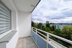 Einziehen & wohlfühlen: Möblierte 3- Raumwohnung – Paul-Bertz-Straße 27, 9120 Chemnitz – Vorschaubild 11