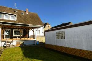 DHH mit Garten und Doppelgarage – Waldstraße 166 b, 67363 Lustadt – Vorschaubild 2