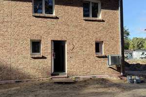 Neu gebaute Doppelhaushälfte mit Garten – Menzelstr. 10 A, 15741 Bestensee – Vorschaubild 1