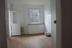 Renovierte Wohnung mit zweieinhalb Zimmern in Bochum-Wattenscheid – Harkortstraße 12, 44866 Wattenscheid-Mitte, Bochum – Vorschaubild 2