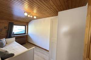 Teilerneuerte Süd-West-Haushälfte mit Doppelgarage in stiller Randlage – Die vollständige Adresse der Immobilie erhältst du vom Anbieter., 83259 Schleching – Vorschaubild 25