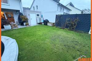 DHH, 4 ZKB, TL-Bad Wa+Du, Gäste-WC, Garten, Garage/Lagerfläche, Luftwärmepumpe PKW-Stellplatz – Friedrich-Rusinski.Str. 0, 55459 Grolsheim – Vorschaubild 2
