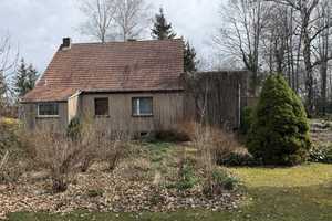 Familienhaus mit neuer Heizung und 4700m² Grundstück  – Leipzig (Kreis) – Vorschaubild 3