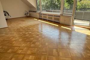 Maisonette mit Balkon in Düsseldorf-Lohausen