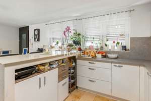Abendsonne auf der Dachterrasse mit Fernblick: großzügig modernisiertes RMH mit Garten & Garage – Die vollständige Adresse der Immobilie erhältst du vom Anbieter., 69126 Boxberg, Heidelberg – Vorschaubild 8