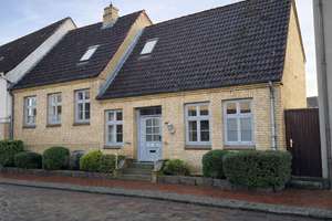 Bezugsfertiges Stadthaus – hochwertig saniert und flexibel nutzbar – Die vollständige Adresse der Immobilie erhältst du vom Anbieter., 24376 Kappeln – Vorschaubild 2