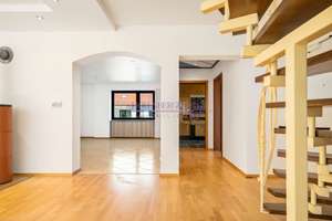 Großzügiges Dreifamilienhaus mit 2 vermieteten Einheiten und sofort bezugsfreier Maisonette-Wohnung! – Einhauser Straße 29, 93138 Lappersdorf – Vorschaubild 13