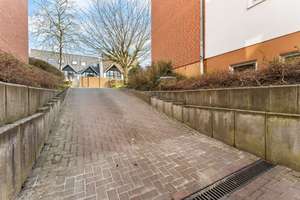 Über den Dächern von Habenhausen – helles Dachgeschoss mit Loggia, Ankleide und Tiefgarage – Die vollständige Adresse der Immobilie erhältst du vom Anbieter., 28279 Habenhausen, Bremen – Vorschaubild 15