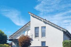Modernes Architektenhaus mit Fernblick in Lohmar – Die vollständige Adresse der Immobilie erhältst du vom Anbieter., 53797 Lohmar – Vorschaubild 1
