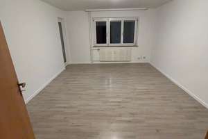 Zuhause mit 3 Zimmern und Balkon in Stuttgart Bergheim