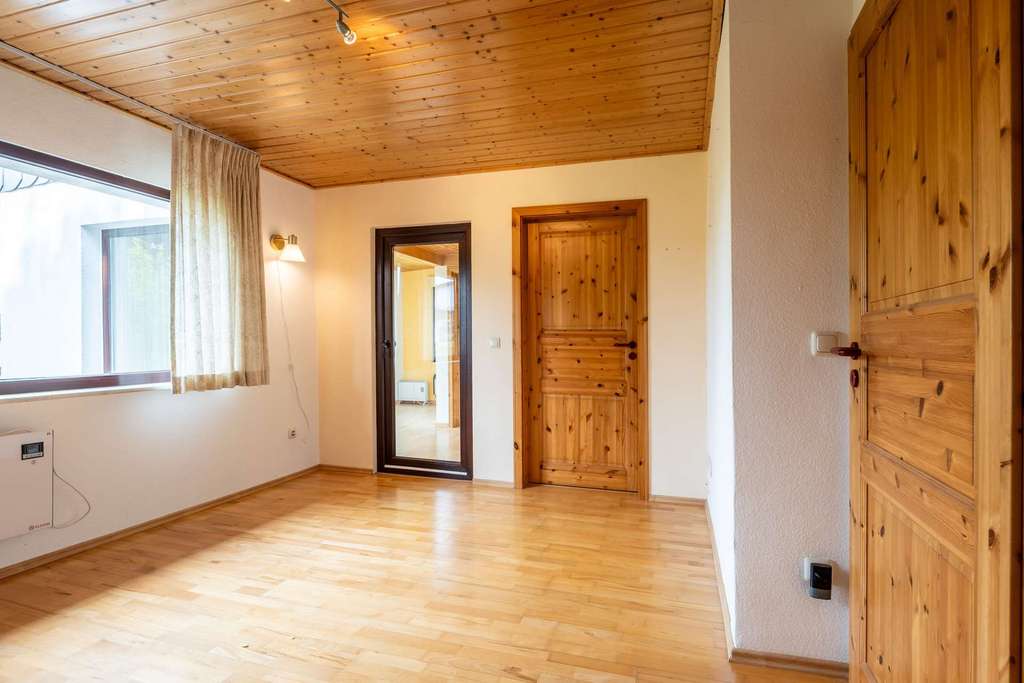 Immobilie in Daun - Neuer Preis! Bungalow im Feriendorf Dronkehof  - 3 Schlafzimmer, Terrasse & Kriechspeicher - Bild 3