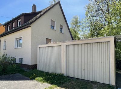 Freistehendes Einfamilienhaus mit Doppelgarage zum Sanieren - Ihr neues Zuhause in Bittenfeld