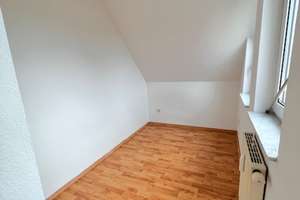 Helle 1-Zimmer-Dachgeschosswohnung mit Tiefgaragenstellplatz am Wunderburgpark – Die vollständige Adresse der Immobilie erhältst du vom Anbieter., 26135 Osternburg, Oldenburg (Oldenburg) – Vorschaubild 4