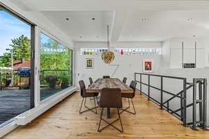 Loftgefühl auf zwei Ebenen – Außergewöhnliche 5-Zimmer-Maisonette-Wohnung in München-Obermenzing – Die vollständige Adresse der Immobilie erhältst du vom Anbieter., 81247 Obermenzing, München – Vorschaubild 7