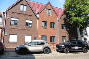 hochwertige 3-Zimmer-Wohnung mit Balkon in Altstadtlage