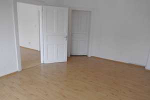 Julienstr/Karlsaue Fernw.: Hell, ruhig, 3.Et repräs. Jugendstilhaus, 2 Balk.,Gartenmitben. – Julienstraße 8, 34121 Süd, Kassel – Vorschaubild 16