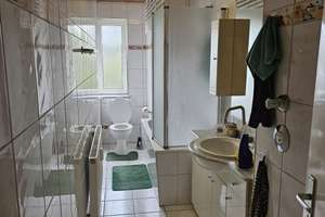 Helle und großzügige 2-Zimmer-Wohnung in zentraler Lage, mit Einbauküche und Bad mit Badewanne – Scheffelstraße 3, 34117 Nord (Holland), Kassel – Vorschaubild 3