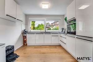 Gelsenkirchen-Feldmark | Wohnen, vermieten, wohlfühlen – Dreifamilienhaus mit Studio und Garten – Die vollständige Adresse der Immobilie erhältst du vom Anbieter., 45883 Feldmark, Gelsenkirchen – Vorschaubild 4