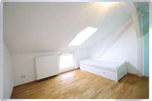 ***KEIN DENKMALSCHUTZ Stilvolle Immobilie, toller Balkon, Mainnähe und Altstadtfeeling *** – Die vollständige Adresse der Immobilie erhältst du vom Anbieter., 63500 Seligenstadt – Vorschaubild 4