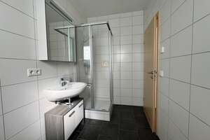 Wunderbares Studentenapartment mit großer Dachterrasse, ca. 33 qm, TG-Stellplatz, IN-TOP-Lage – 85055 Nordost, Ingolstadt – Vorschaubild 10