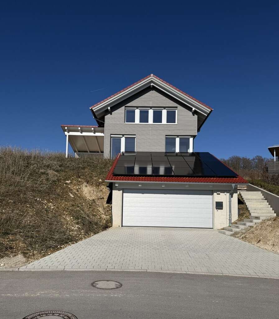 Immobilie in Zwiefalten - Design trifft Nachhaltigkeit – Architektenhaus in begehrter Lage - Bild 0