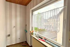 Gepflegtes 2-Familienhaus mit Garten + Garage, teilsaniert – Kirchenstraße 9-11, 66793 Saarwellingen – Vorschaubild 35