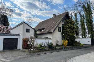 Freistehendes Einfamilienhaus in exklusiver Wohnlage von Köln-Rath/Heumar (Göttersiedlung) – Die vollständige Adresse der Immobilie erhältst du vom Anbieter., 51107 Rath/Heumar, Köln – Vorschaubild 18
