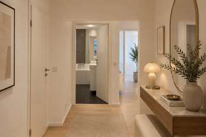 Penthouse-Feeling in Stadtmitte: Luxuriöser Erstbezug mit gigantischer Sonnen-Oase 63 m²