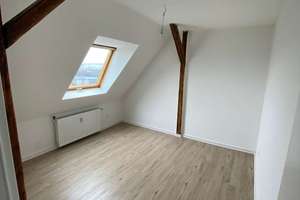 Charmante Maisonette-Dachgeschosswohnung mit Galerie und Weitblick – Dortmund-Hörde