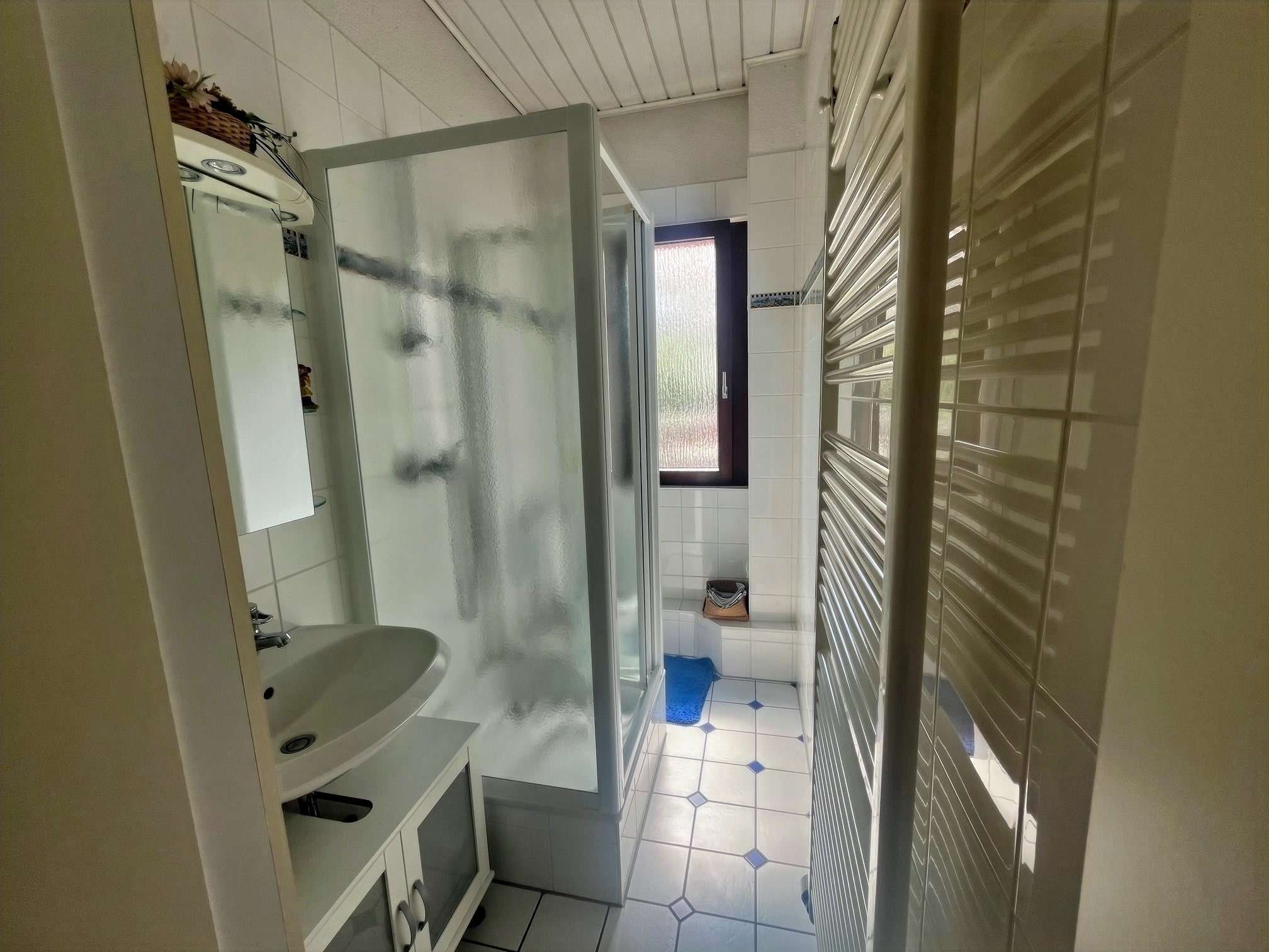 Immobilie in Schöneck - 2 Wohneinheiten mit einer ca. 140 m² großen Gewerbeeinheit-Restaurant - Bild 12