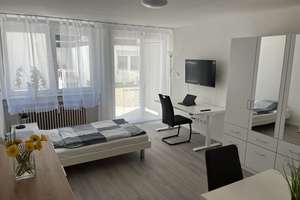 OHNE Provision: KERNSANIERTE zentrale 1-Zimmer-Wohnung mit Terrasse – Die vollständige Adresse der Immobilie erhältst du vom Anbieter., 70182 Heusteigviertel, Stuttgart – Vorschaubild 2