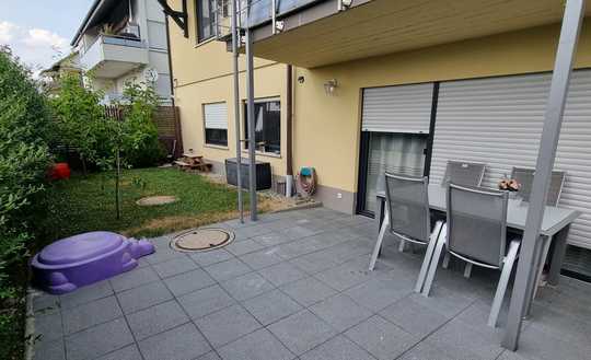 88048 Friedrichshafen  Bodensee Sanierte 2,5 Zi. Whg. ca. 82 qm mit Stellplatz und Garten