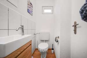 BUNGALOW MIT 6 ZIMMERN & eigenem Garten mit gemütlicher Terrasse – Die vollständige Adresse der Immobilie erhältst du vom Anbieter., 61169 Friedberg (Hessen) – Vorschaubild 14